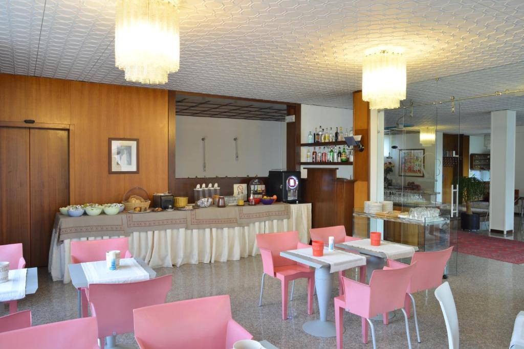 Hotel Venezia Рива-дель-Гарда Екстер'єр фото